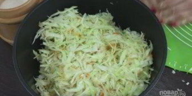 хрустящая квашеная капуста