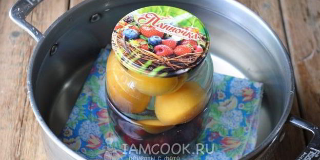 абрикосово-вишневый компот на зиму