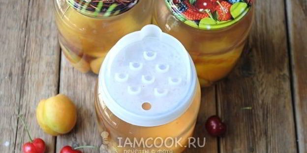 компот из черешни и абрикоса