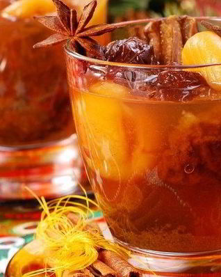 Компот из сухофруктов с цедрой