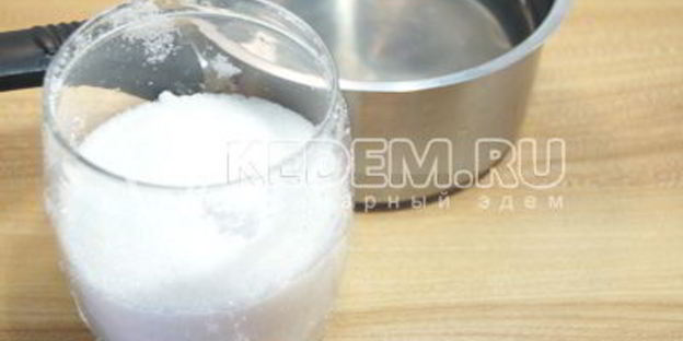 персиковый компот