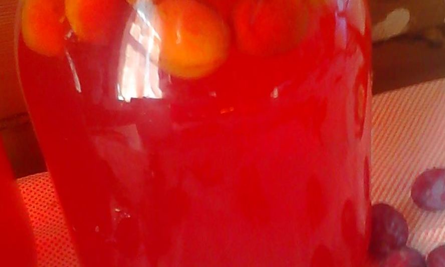 Рецепт сливового компота с пряностями