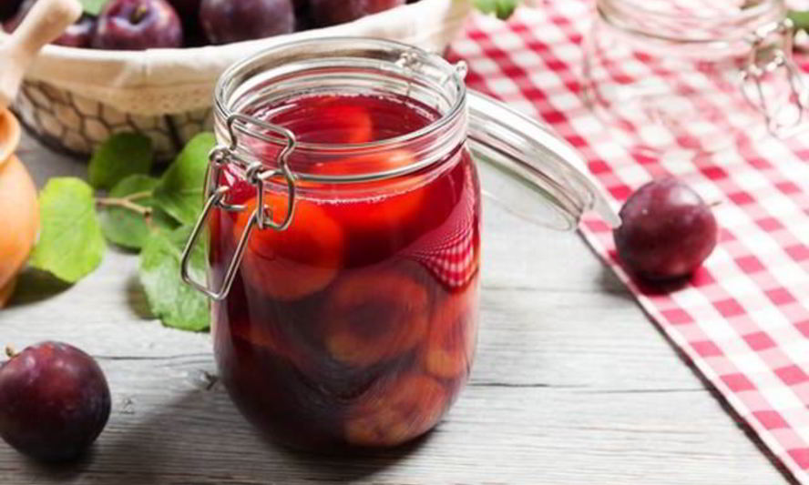 Рецепт сливового компота