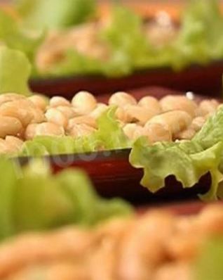 Консервированная белая фасоль