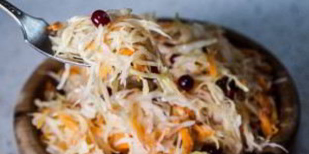 квашеная капуста с клюквой