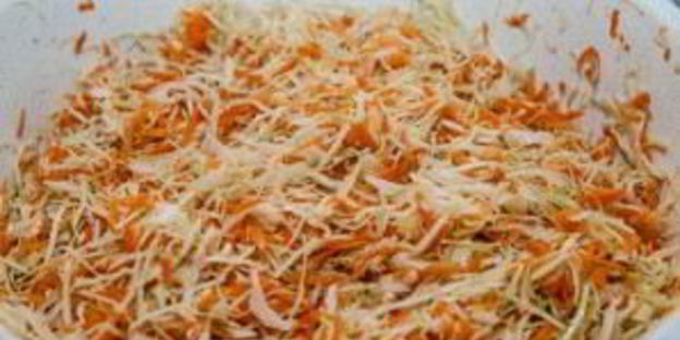 квашеная капуста с клюквой