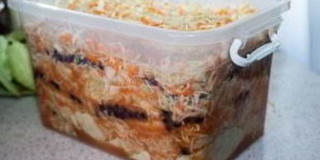 квашеная капуста с клюквой