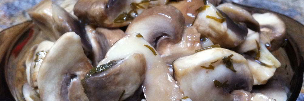 Грибочки маринованные