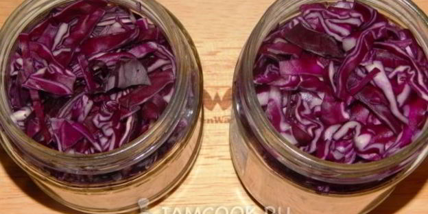 капуста краснокочанная, маринованная на зиму
