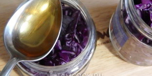 капуста краснокочанная, маринованная на зиму