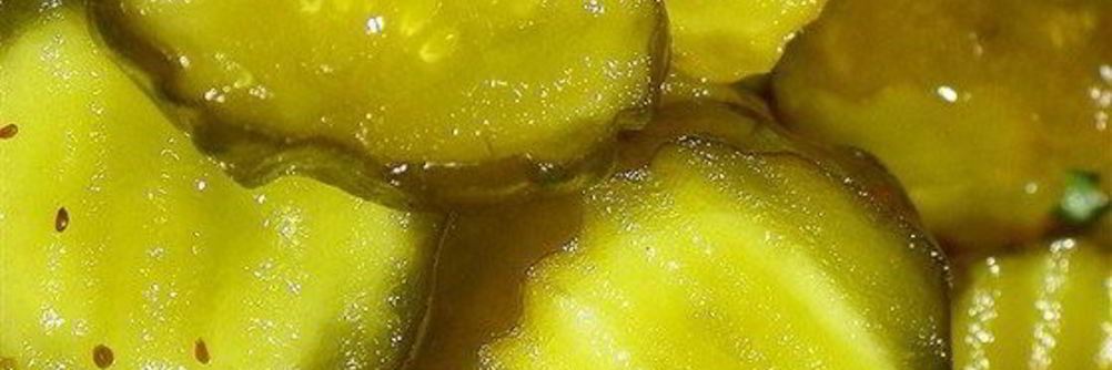 Хрустящие маринованные огурцы с укропом