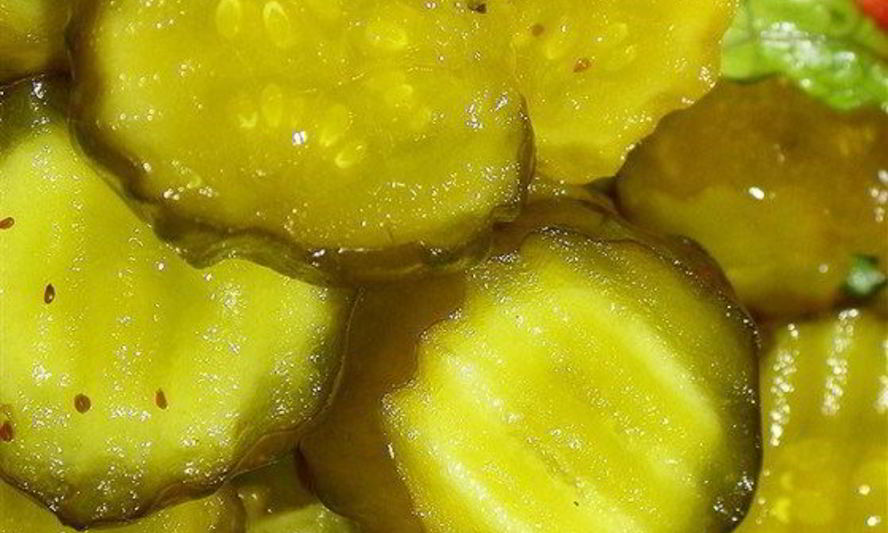 Рецепт хрустящих маринованных огурцов с укропом