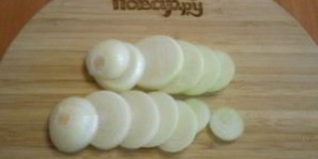 лук, маринованный к шашлыку