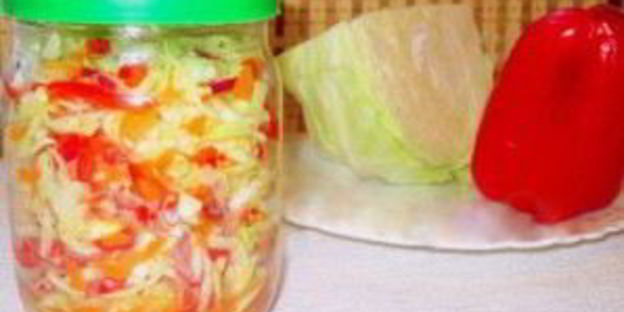 маринованная капуста с красным перцем