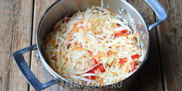 маринованная капуста с перцем