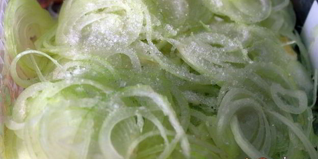 маринованный лук к мясу