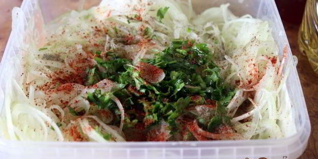 маринованный лук к мясу
