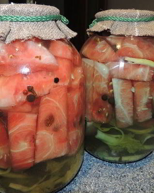 Маринованные арбузы в банках
