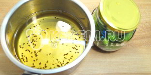 маринованные огурцы фирменные