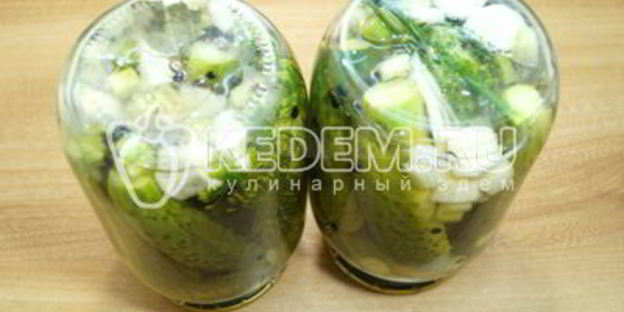 маринованные огурцы с хреном