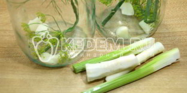 маринованные огурцы с хреном