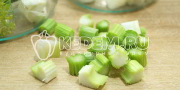 маринованные огурцы с хреном