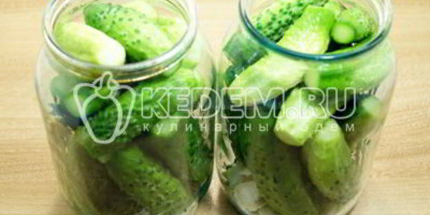 маринованные огурцы с хреном