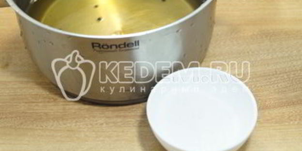 маринованные огурцы с хреном