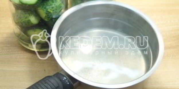 маринованные огурцы с укропом закусон