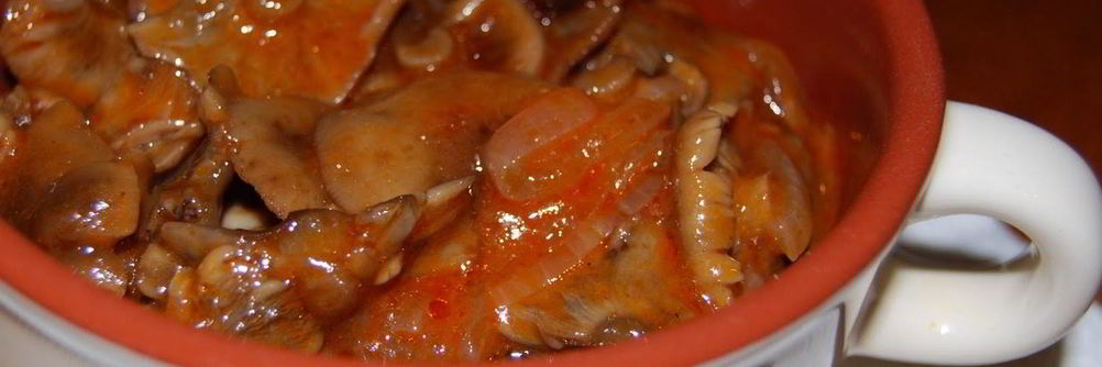 Маринованные опята в томатном соусе