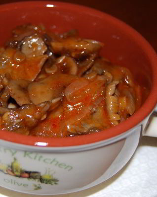 Маринованные опята в томатном соусе