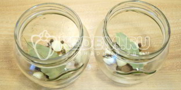 маринованные помидоры черри с петрушкой