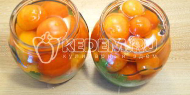 маринованные помидоры черри с петрушкой