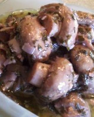 Маринованные шампиньоны с луком