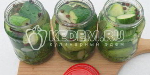 огурцы маринованные резанные с перцем