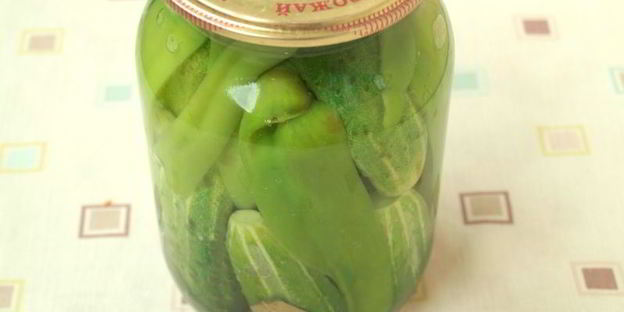 огурцы маринованные с болгарским перцем