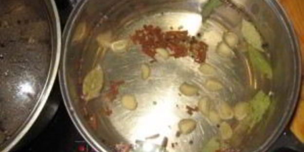 опята, маринованные в банках