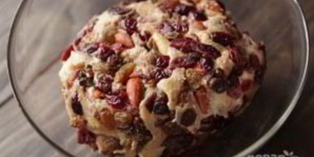 сухофрукты в тесте