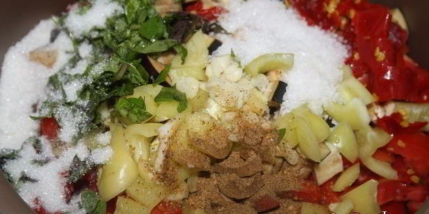 томат с болгарским перцем и баклажаном на зиму