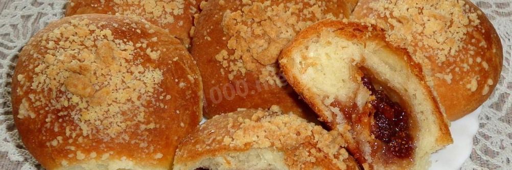 Булочки с вареньем дрожжевые