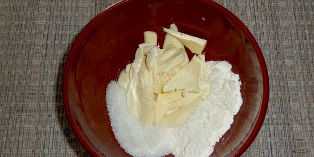 булочки с вареньем дрожжевые