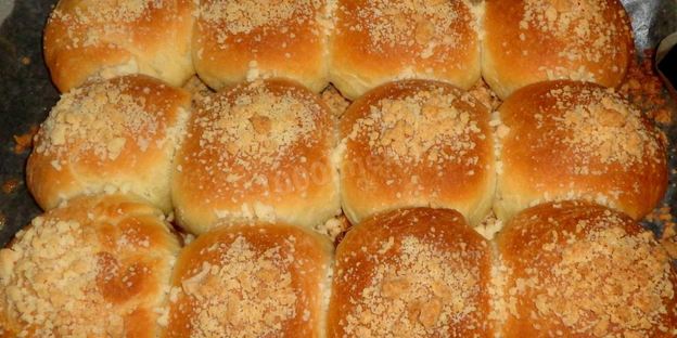 булочки с вареньем дрожжевые