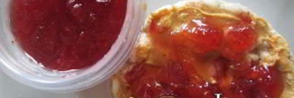 Густое клубничное варенье в мультиварке на зиму