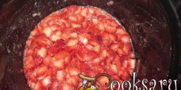 густое клубничное варенье в мультиварке на зиму