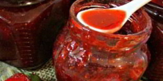 клубничное варенье через мясорубку