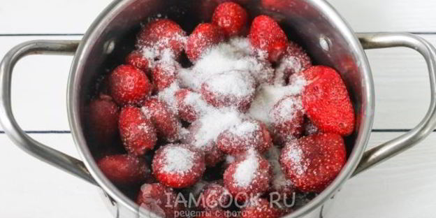 клубничное варенье с лимоном