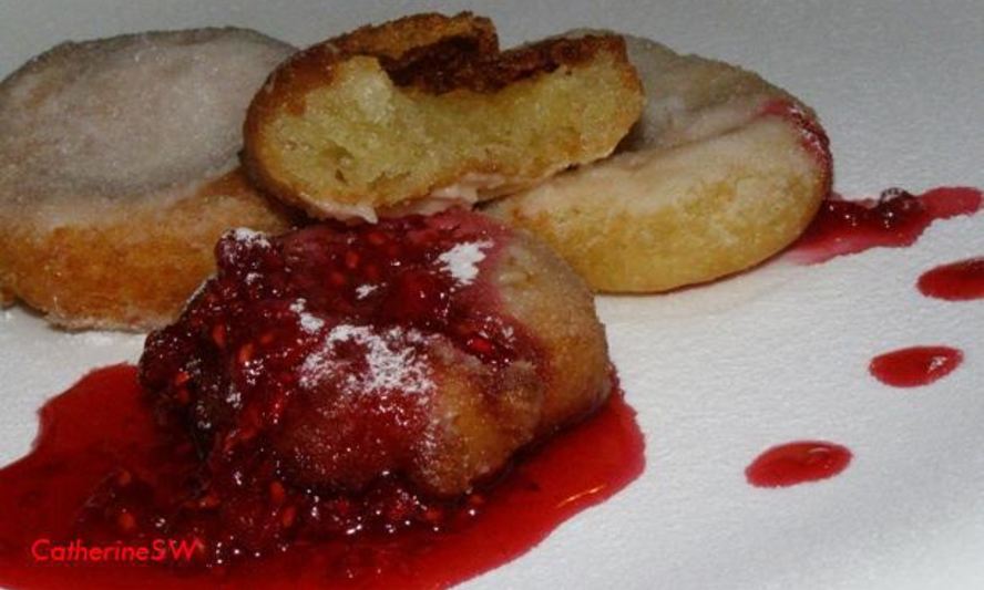 Рецепт пончиков бюни с малиновым вареньем