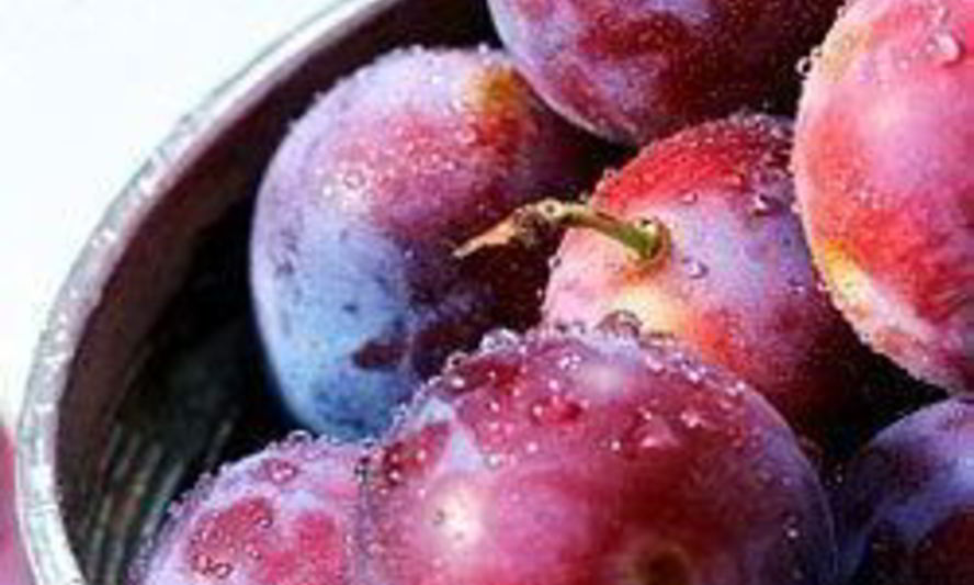 Рецепт сливового варенья с миндалем и корицей