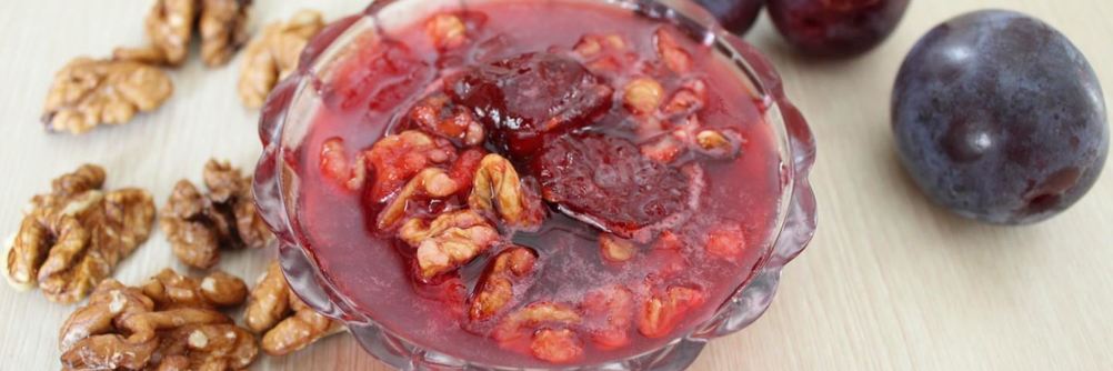 Варенье из слив с грецкими орехами по-грузински