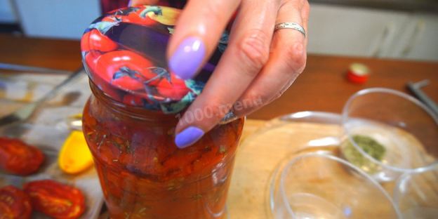 вяленые томаты проще не бывает в духовке на зиму